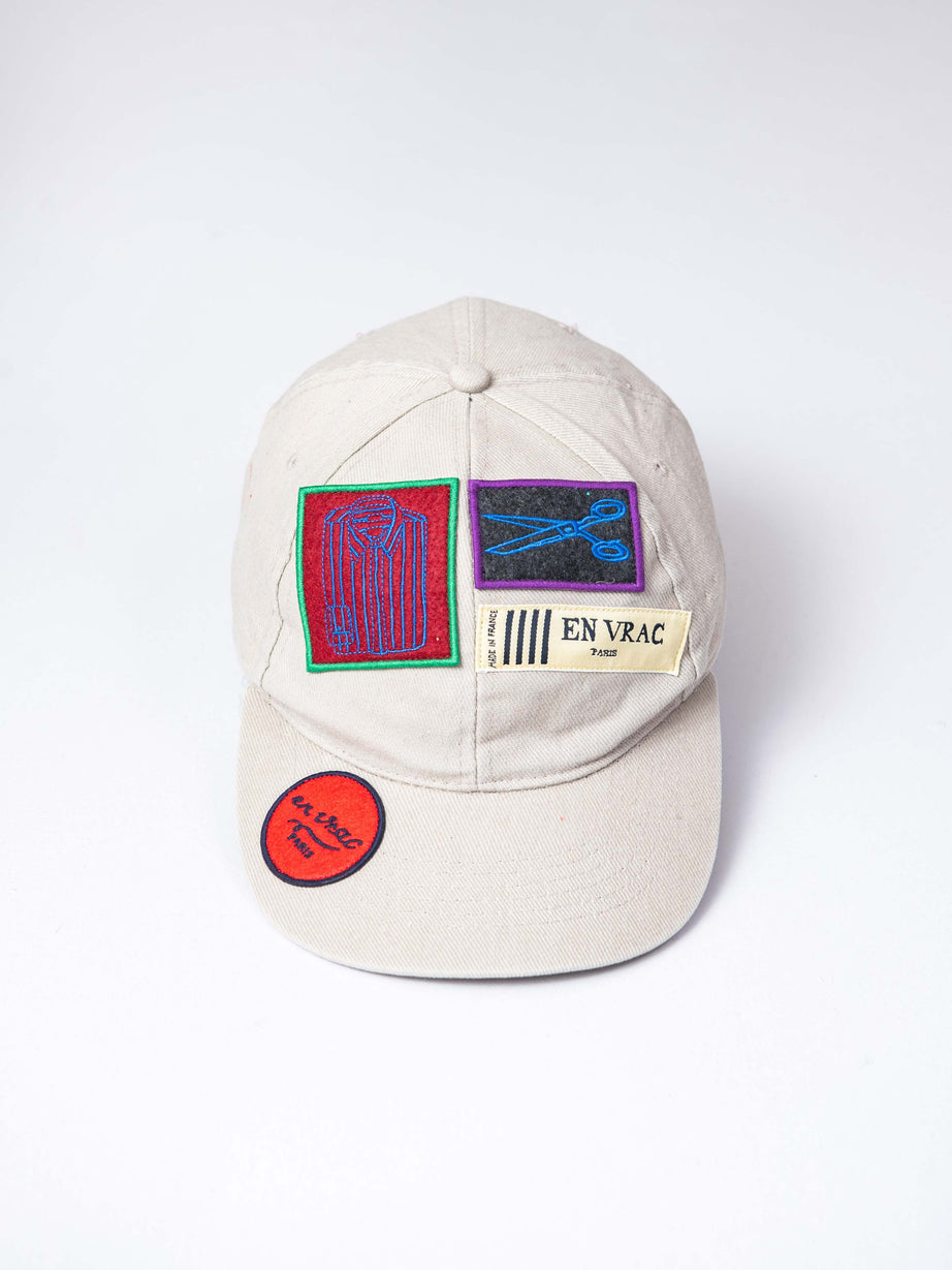 Casquette brodée beige