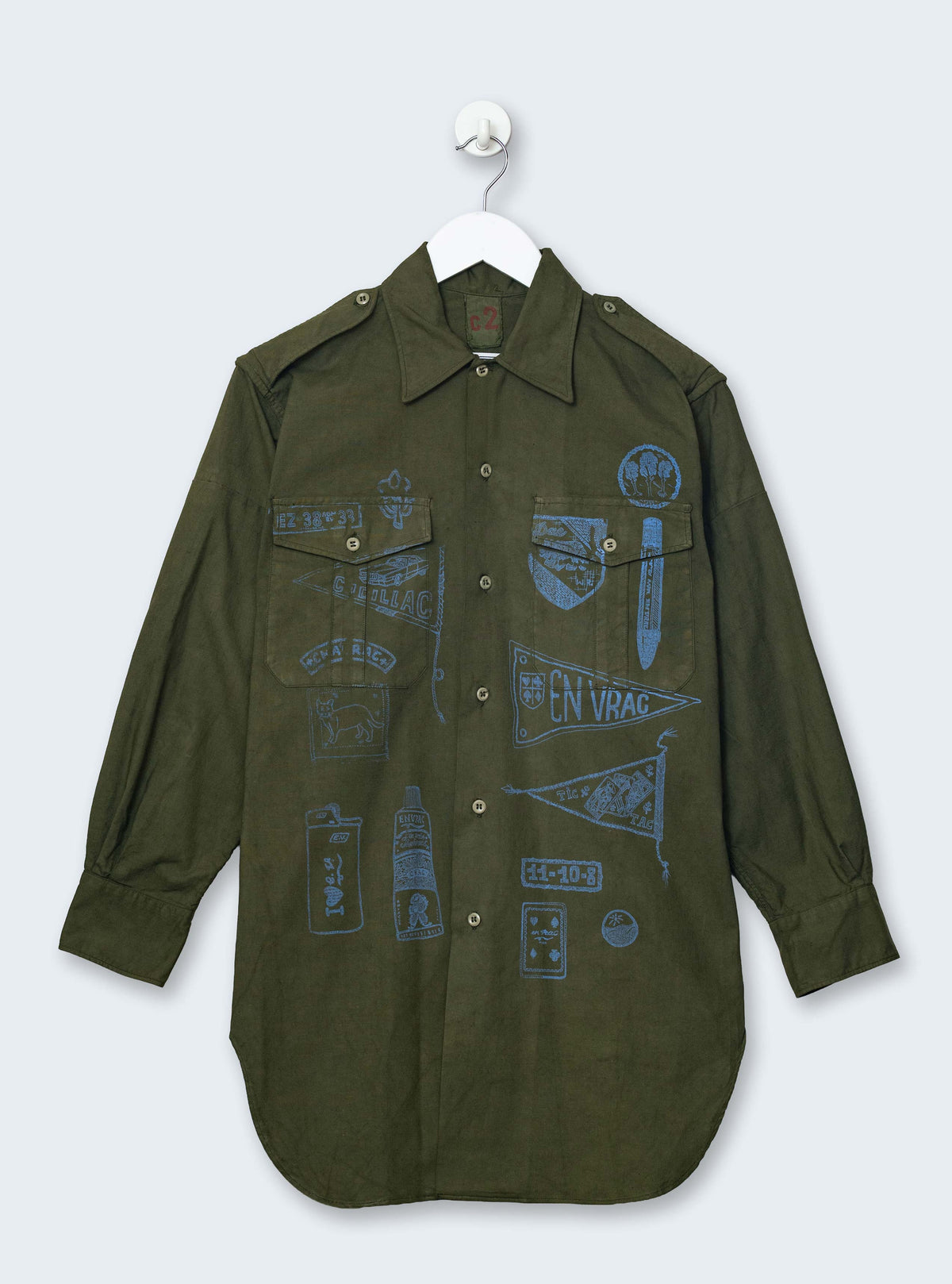 Chemise N°1042 - Ecussons En Vrac